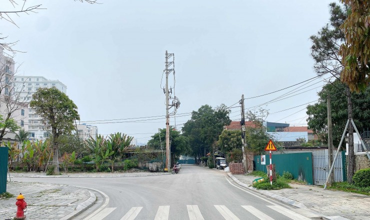 BÁN GẤP LÔ ĐẤT GÓC ĐẸP DUY NHẤT ĐƯỜNG THANH NIÊN, CÁCH BIỂN SẦM SƠN 300M, SỔ ĐỎ TRAO TAY, ĐẦU TƯ LÀ THẮNG